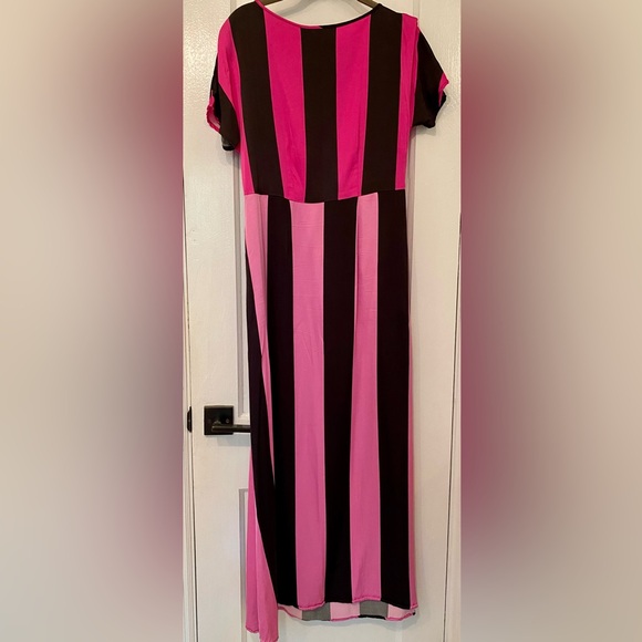Christopher John Rogers x Target Pink and Black striped dress size 4 - Picture 3 of 7